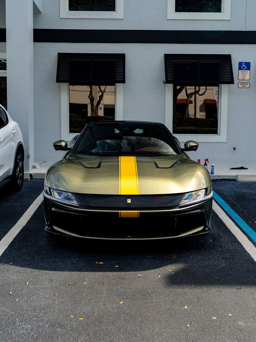 Ferrari Purosangue · ceramic